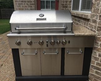 Fantastic Master Forge grill, you will be the envy of your Labor Day get together with this!