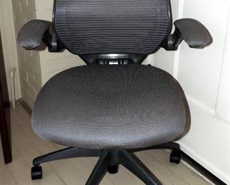 DESK CHAIR