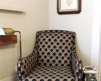 UPHOLSTERED ARMCHAIR