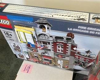 Lego estate sale new arrivals