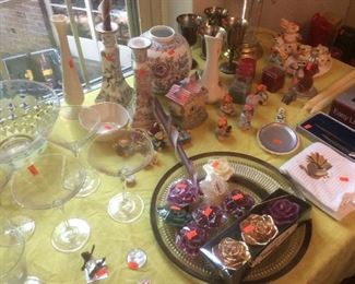 Miscellaneous glass items