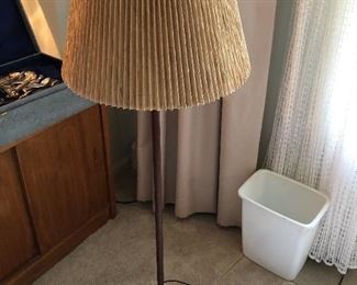 MCM lamp