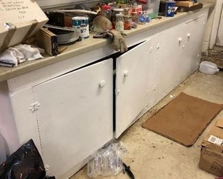 Cabinet for sale !