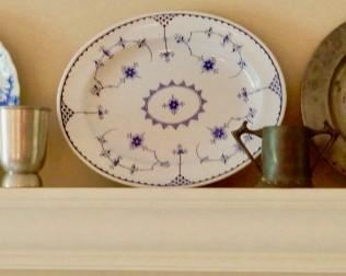 SO MANY PRETTY THINGS