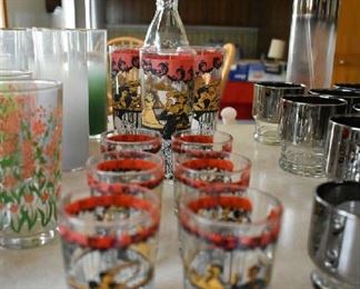 VINTAGE GLASSWARE (SORRY BLURRY)