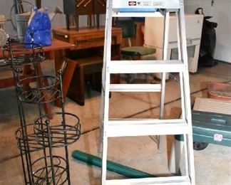 LADDER, PLANT STAND