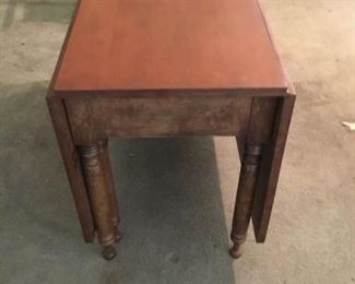 Harvest Style Double Drop Leaf Table
