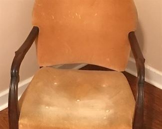 Vintage arm chair