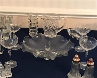 Cambridge ruffled edge bowl