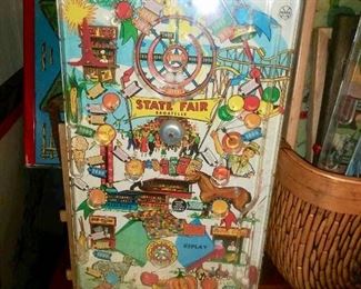 Tons of vintage pinball games all the way back to tge 1920’s!