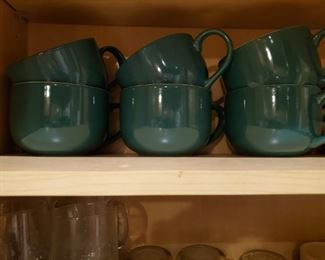 Set of 6 green mugs