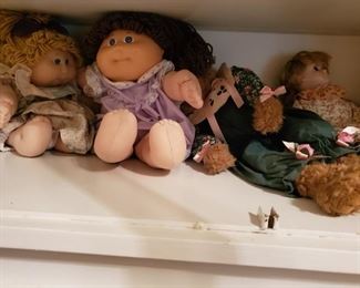 Cabbage Patch dolls. Their butts have Xavier Roberts Signature. How Nice. Makes me want to get a Tatoo