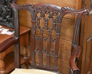Antique / Vintage Wood Carved Chair