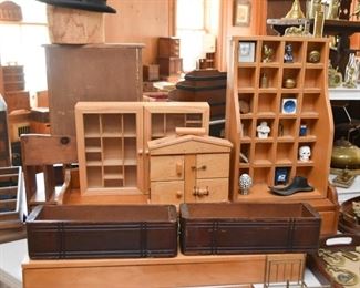 Various Wood Boxes / Display Curios 
