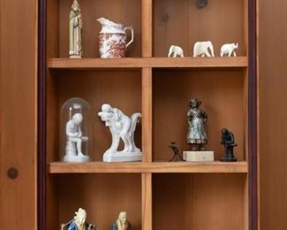 Miniatures & Figurines (Asian & Others), Wooden Curio Wall Shelf