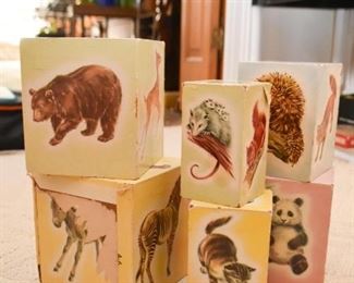 Vintage Nesting Toys,  Animals Boxes 