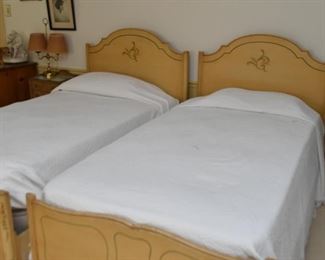 French Provincial Twin Beds