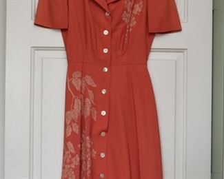 Vintage Women's Clothing / Dresses