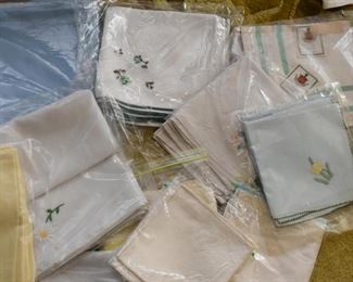 A Large Collection of Beautiful Vintage Table Linens (Tablecloths & Napkins)