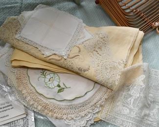A Large Collection of Beautiful Vintage Table Linens (Tablecloths & Napkins)