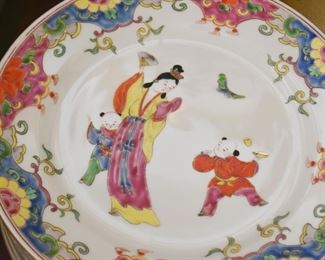 Chinese Porcelain Dinner Plates