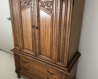 Armoire - matches dresser