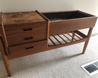 teak planter box