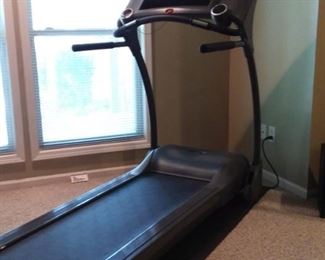 Smooth Fitness treadmill in like new condition!