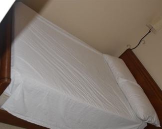 1930's Waterfall Full Bed