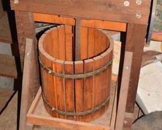 Antique Cider Press, Nice
