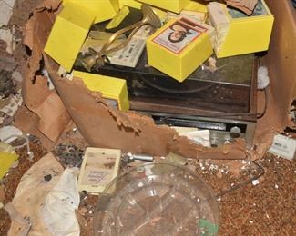 Vintage Stereo, Record Player, 8 Tracks