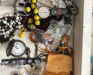 LOTS OF COSTUME JEWELRY