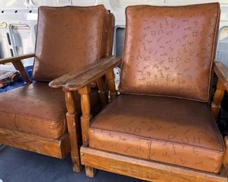 VINTAGE RANCHO CHAIRS $150