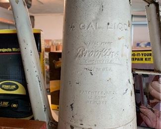 Rare large advertising oil can with movable spout