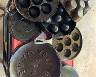 We have 20 different pieces of cast iron. Vintage Griswold and Wagner ware available.
Wagner 1508 (rare) baking pan