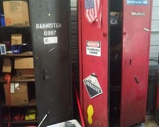 There are 18 commericial tool chests of various sizes and styles from the Ford Motor Company plant that closed down. Also lots of tools, etc.