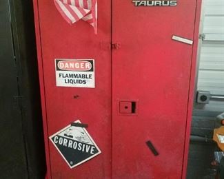 Ford Taurus Tool Locker from Ford Motor Co. Plant $
