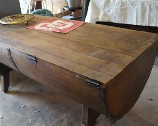barrel table