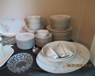 VINTAGE CHINA  VERY COOL SET FOR THE MCM COLLECTORS