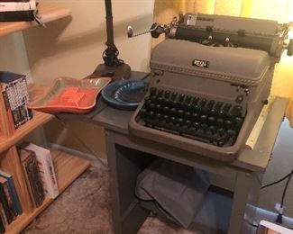 Great typewriter - functions well