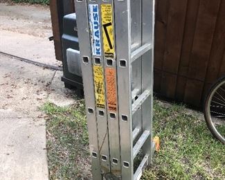 Articulating ladder