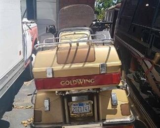 Goldwing 1985 8-9k miles