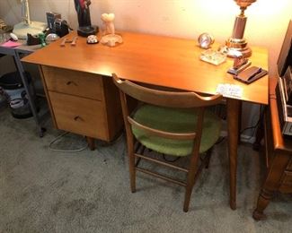 Mid Century desk so sorry family has pulled this from the sale at the last minute. We are sorry for the late post. Thank u!