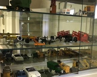 Toy farm equipment