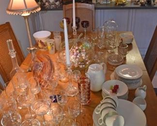 Overview Dining Table, vases, Decanter, China, Tea Pot, Punch Set Apple Dish
