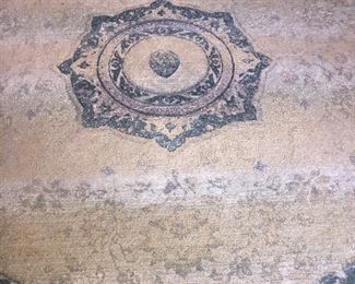 grand round wool entrance rug