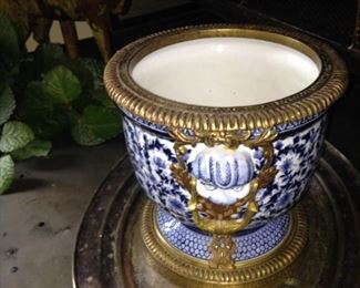 Elegant blue & white urn adorned with brass