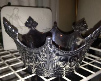 Crown bowl