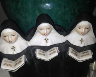 Singing nuns