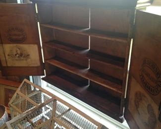 2-door cabinet with small shelves